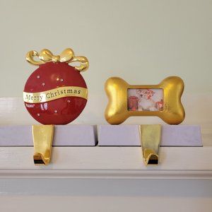 2 Christmas Stocking Hangers Dog Bone Picture Hanger Holiday‎